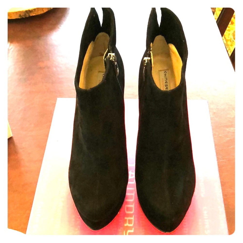 Chinese Laundry Lavish Black Suede Ankle Boots